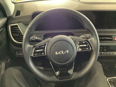 Certified 2024 Kia Seltos SX AWD/4WD image 10