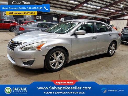 Used 2015 Nissan Altima 2.5 SV image 1