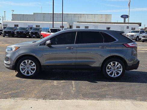 Used 2024 Ford Edge Titanium AWD/4WD image 2