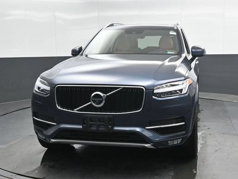 Used 2018 Volvo XC90 T6 Momentum w/ Convenience Package AWD/4WD image 6