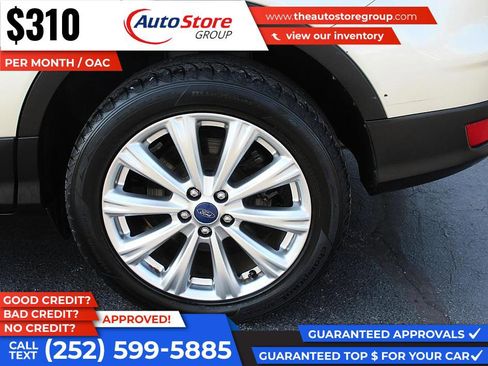 Used 2017 Ford Escape Titanium image 7