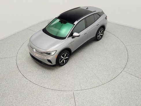 Used 2023 Volkswagen ID.4 Pro S AWD/4WD image 9