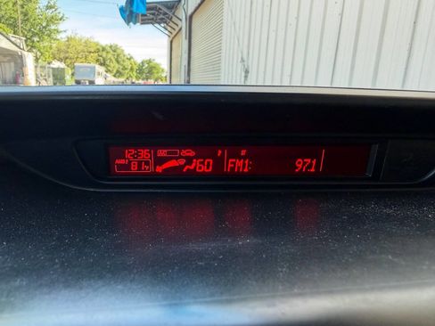 Used 2013 MAZDA MAZDA5 Sport FWD image 24