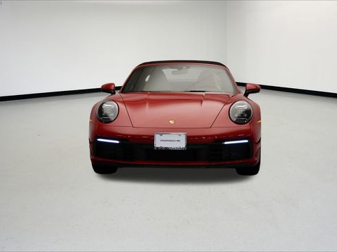 Used 2021 Porsche 911 Targa 4S image 10
