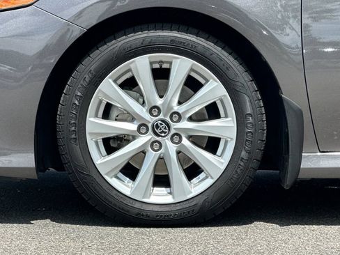 Used 2019 Toyota Camry LE FWD image 25