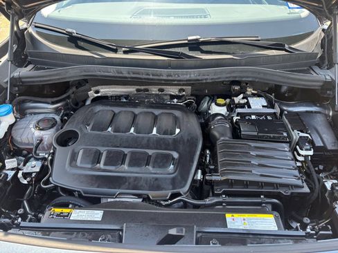 Used 2026 Volkswagen Tiguan SE AWD/4WD image 29