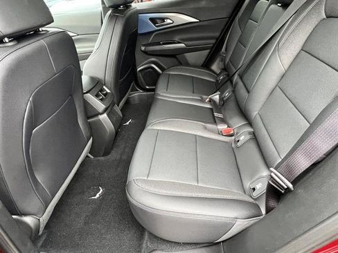 New 2026 Chevrolet Equinox EV LT image 17