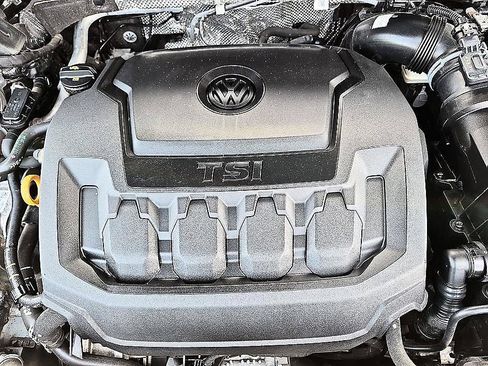 Used 2023 Volkswagen Tiguan SE R-Line FWD image 37