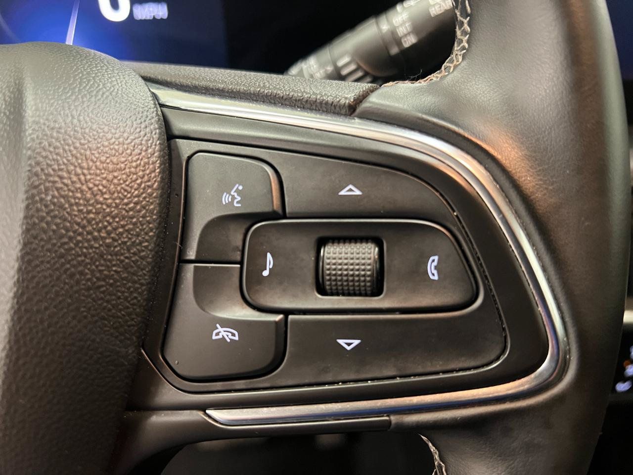 Used 2025 Buick Encore GX Preferred FWD image 40