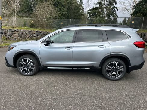 New 2026 Subaru Ascent Limited image 2