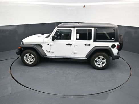 Used 2023 Jeep Wrangler Sport S image 39