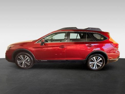 Used 2018 Subaru Outback 2.5i Limited AWD/4WD image 3