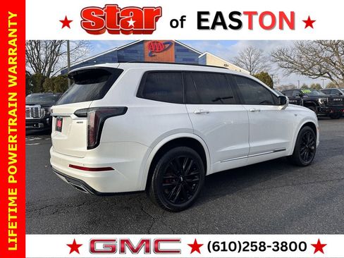 Used 2022 Cadillac XT6 Sport image 8