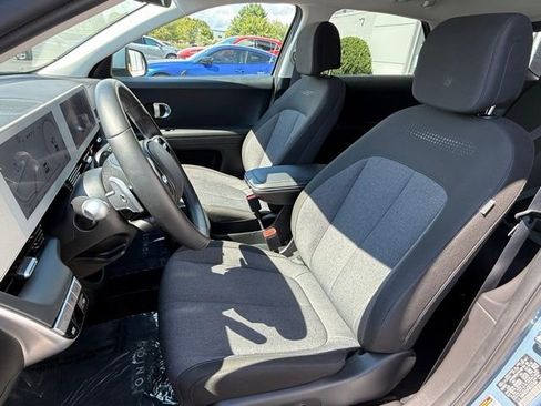 Used 2024 Hyundai Ioniq 5 SE image 18