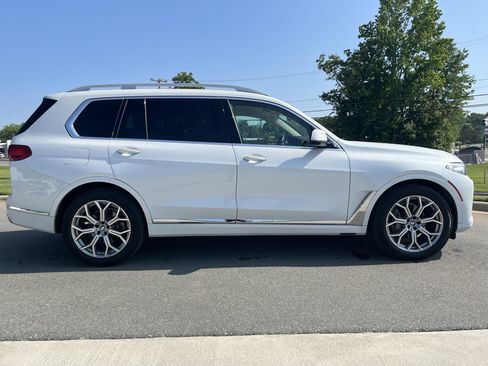 Used 2020 BMW X7 xDrive40i w/ Premium Package AWD/4WD image 10