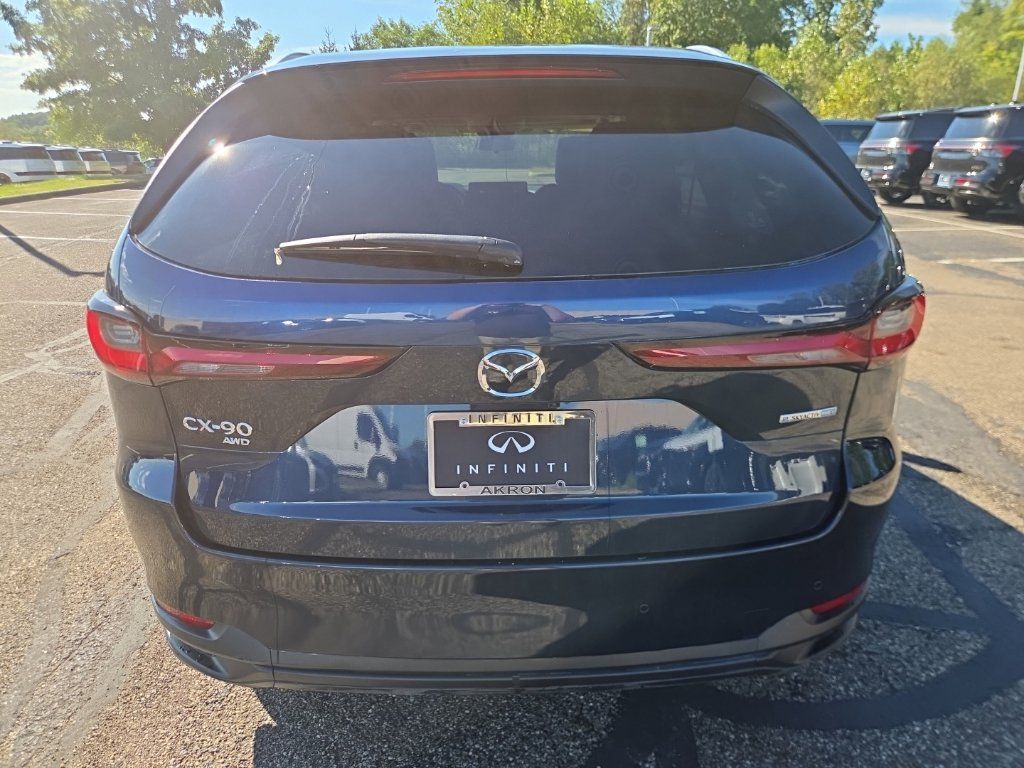 Used 2025 MAZDA CX-90 Plug-In Hybrid w/ Preferred AWD/4WD image 6