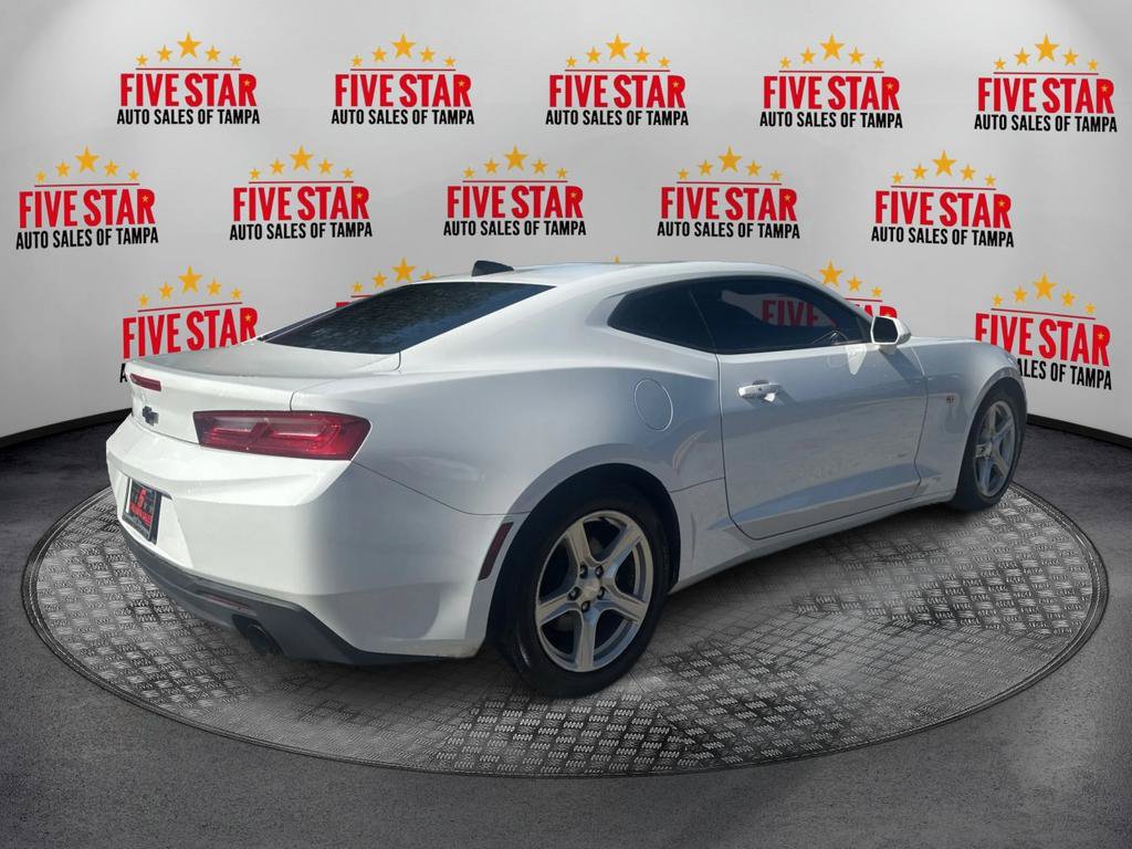 Used 2017 Chevrolet Camaro LT RWD image 7