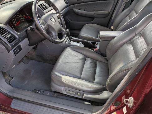 Used 2004 Honda Accord EX image 12