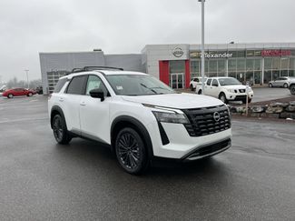 New 2026 Nissan Pathfinder SL w/ SL Premium Package video 1