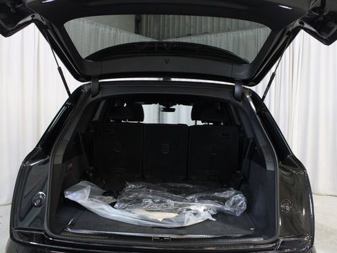 Used 2026 Audi Q7 3.0T Premium Plus w/ Premium Plus Package AWD/4WD image 30