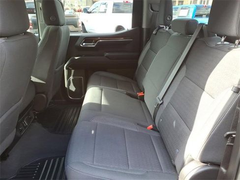 Used 2022 GMC Sierra 1500 SLE image 14