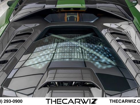 Used 2024 Lamborghini Huracan Tecnica RWD image 30