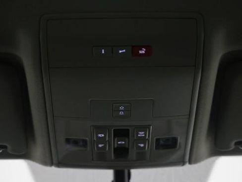 Used 2021 Volkswagen Atlas SE w/ Panoramic Sunroof Package AWD/4WD image 36