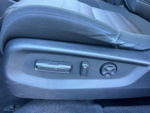 Used 2022 Honda CR-V EX image 14