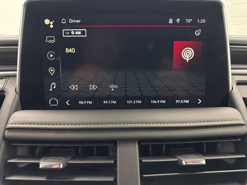 Used 2024 GMC Yukon SLT image 18