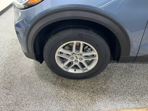 New 2027 Ford Explorer Active AWD/4WD image 31