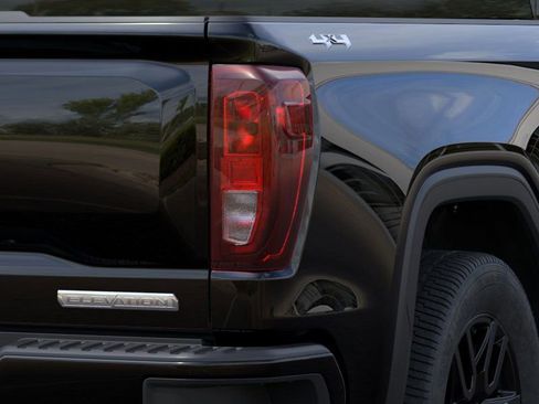 New 2026 GMC Sierra 1500 Elevation AWD/4WD image 12