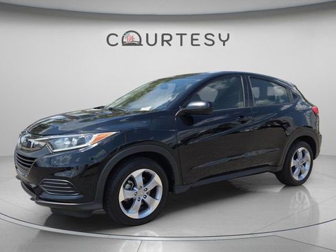 Used 2019 Honda HR-V LX image 1