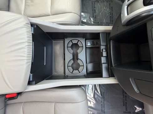 Used 2009 Honda Pilot EX-L image 38