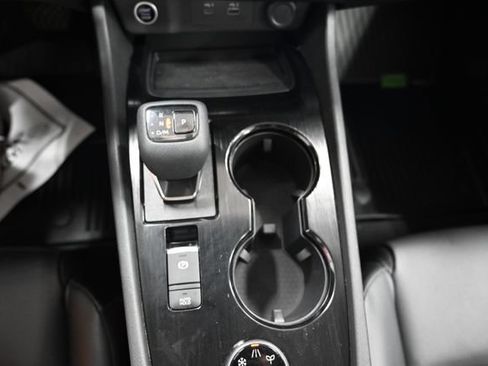 Used 2021 Nissan Rogue SV AWD/4WD image 21