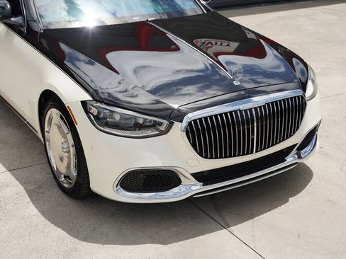 Used 2021 Mercedes-Benz Maybach S 580 4MATIC image 8
