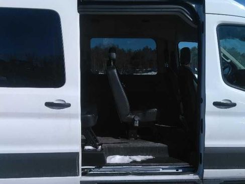 Used 2023 Ford Transit 350 XL image 27