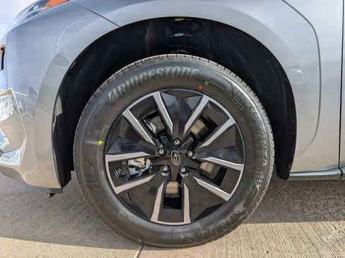 New 2026 Subaru Solterra Premium w/ Premium Convenience Package image 9