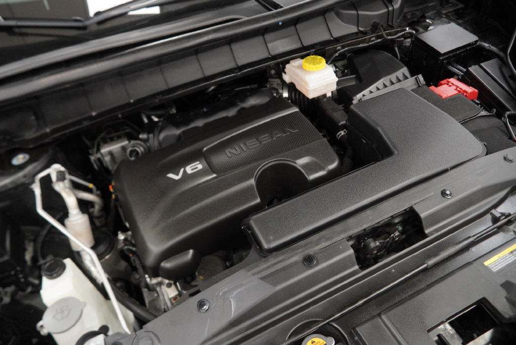Used 2024 Nissan Pathfinder Platinum AWD/4WD image 48
