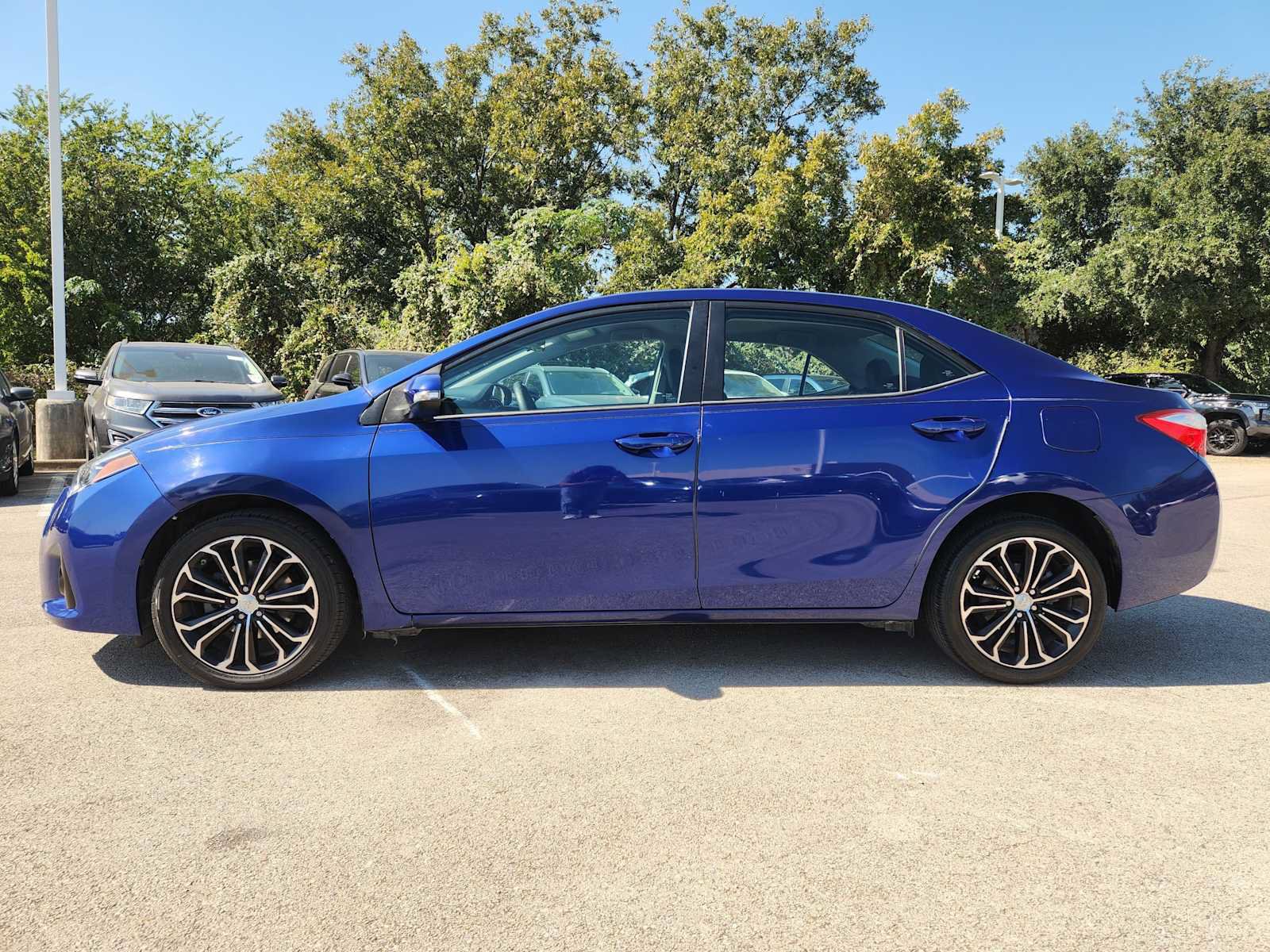 Used 2015 Toyota Corolla S FWD image 4