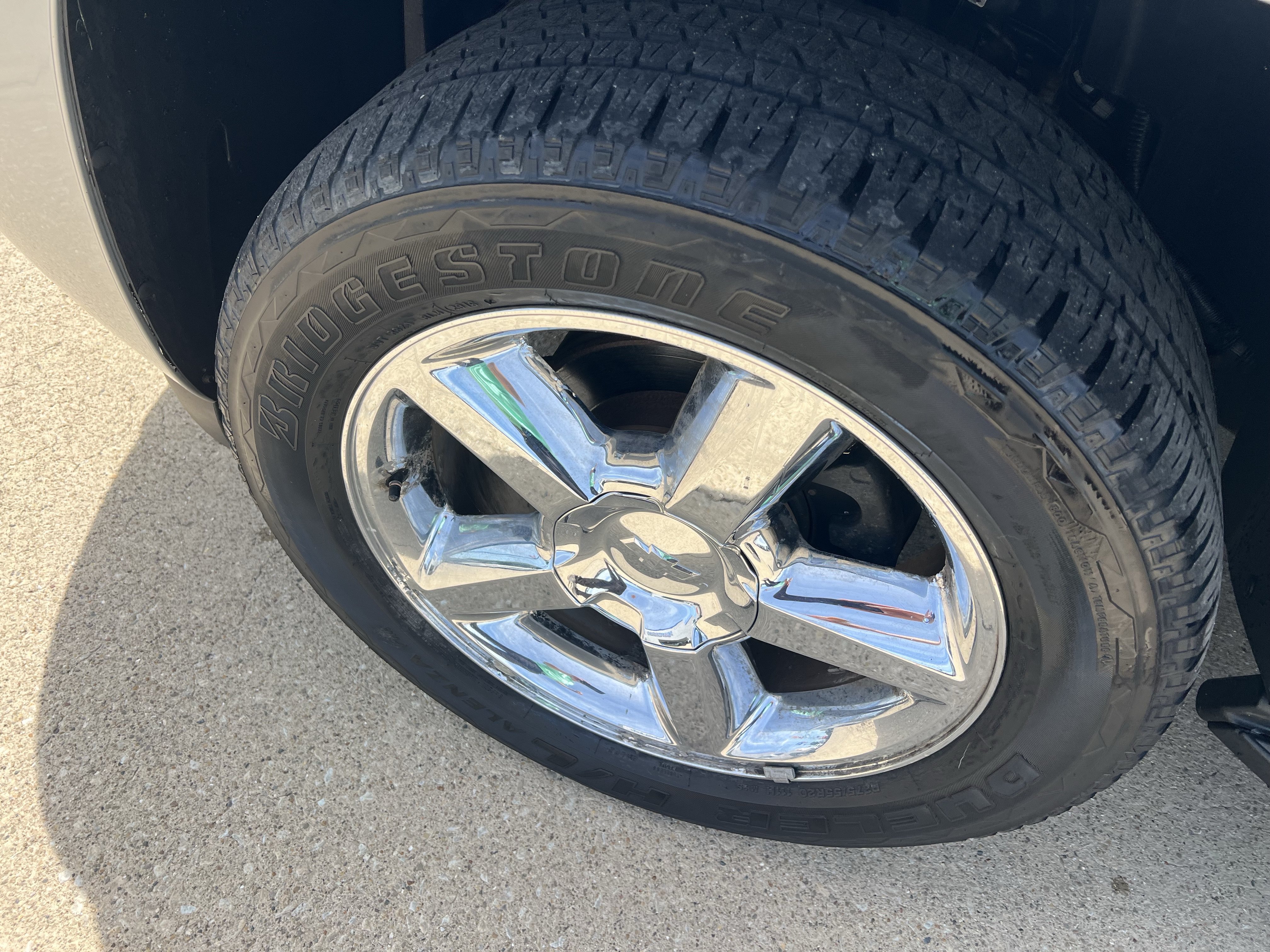Used 2012 Chevrolet Tahoe LTZ AWD/4WD image 10