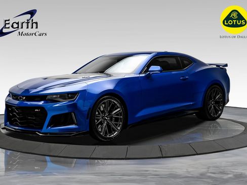 Used 2018 Chevrolet Camaro ZL1 image 1
