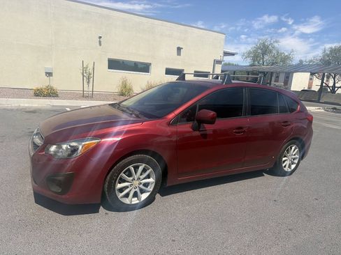 Used 2013 Subaru Impreza 2.0i Premium w/ All-Weather Pkg AWD/4WD image 3