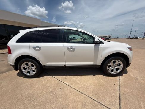 Used 2011 Ford Edge SEL w/ 202A Rapid Spec Order Code FWD image 18