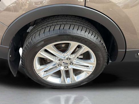 Used 2016 Ford Explorer Limited w/ Equipment Group 301A image 39