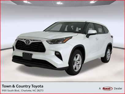 Used 2025 Toyota Highlander LE