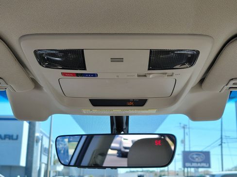 Used 2017 Subaru Legacy 2.5i Premium image 20