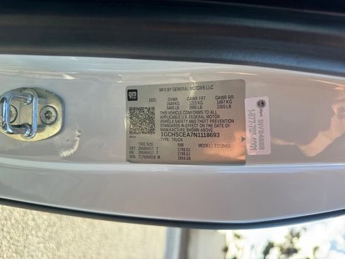 Used 2022 Chevrolet Colorado LT w/ Fleet Safety Package image 18