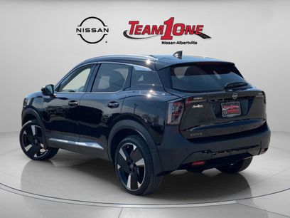 New 2025 Nissan Kicks SR