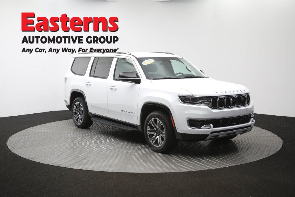 Used 2024 Jeep Wagoneer Series II w/ Flexible Seating Group RWD image 55