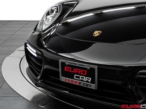 Used 2017 Porsche 911 Turbo AWD/4WD image 11